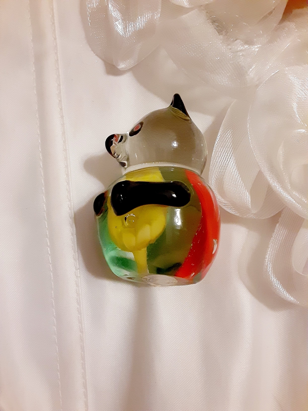 Vintage Glass Crystal Panda Figurine Paperweight - Picture 3 of 6